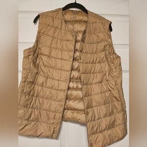 Ultra light down Uniqlo vest